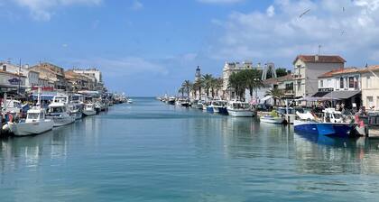 APPARTEMENT 4 COUCHAGES FACE A LA MER RIVE DROITE