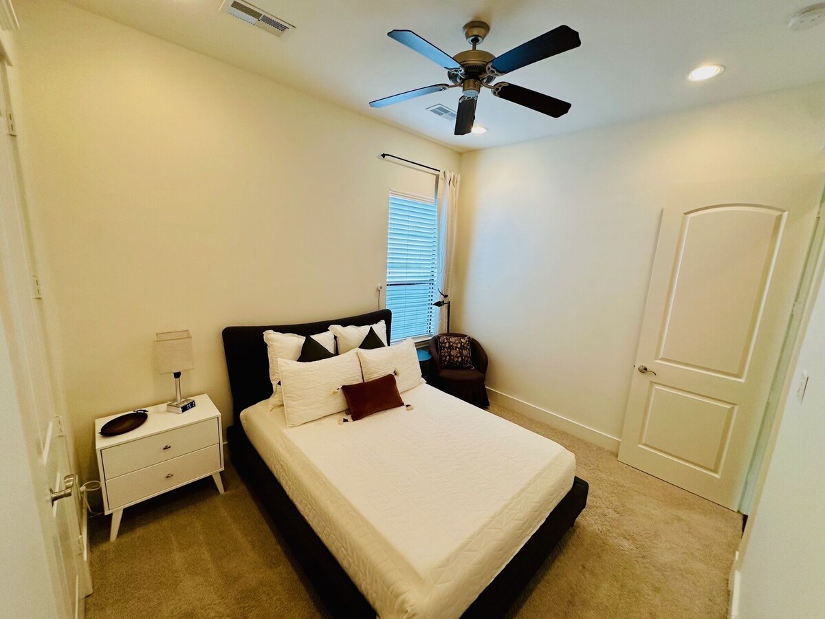 Photo 44 of Family-friendly hidden gem w/ pool oasis! Perfect location, close to everything!