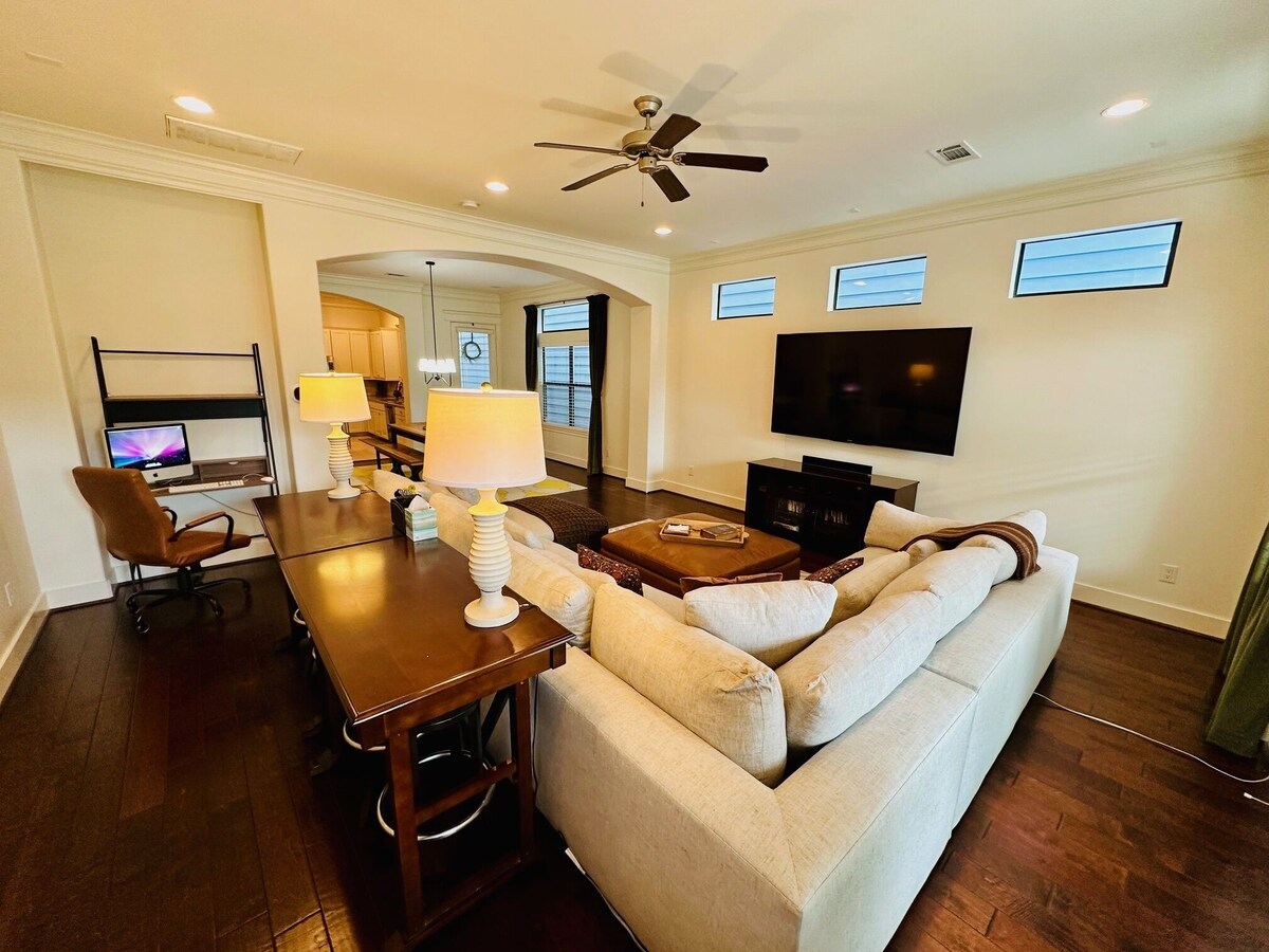 Photo 19 of Family-friendly hidden gem w/ pool oasis! Perfect location, close to everything!