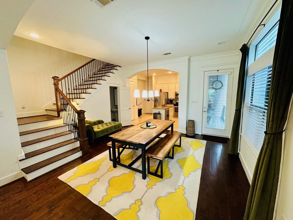 Photo 8 of Family-friendly hidden gem w/ pool oasis! Perfect location, close to everything!