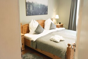 3 habitaciones, tabla de planchar con plancha y wifi gratis 