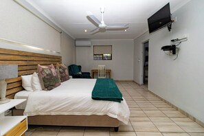 Luxury Apartment, Garden View | Free WiFi - Somethin Special Guest House (Mogalakwena)