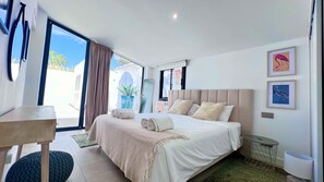 4 Schlafzimmer, Bügeleisen/Bügelbrett, WLAN, Bettwäsche