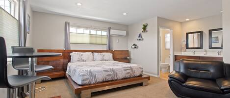 1 室のベッドルーム、アイロン / アイロン台、WiFi、ベッドシーツ