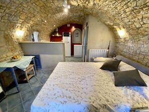 Desk, iron/ironing board, travel cot, free WiFi