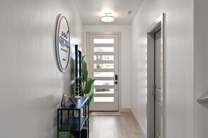 Unclassified image, 4 of 33, button - NEW- 3bd, 2.5 bath w/ Game room lounge, Hot tub, pool, fire pit, and more (Santa Clara)