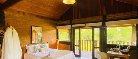 Chalet Romantique, cheminée, vue lac