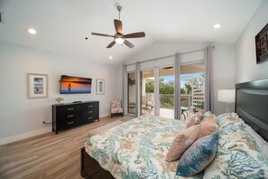 4 bedrooms, iron/ironing board, travel crib, free WiFi - Luxury Vacation Home: Oceanfront Mariners Club Resort. Pools, Marina, Pickleball (Key Largo)