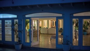 Terrace/patio - Luxury Villa Beach & Golf COUNTRY HOUSE (La Romana)