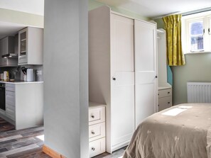 1 bedroom, free WiFi, bed sheets - The Coach House Annexe (Tilston, near Malpas)
