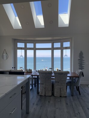 Dining - INCREDIBLE ocean cliff views at your doorstep on very private acreage + parking. (Cape St. Marys)