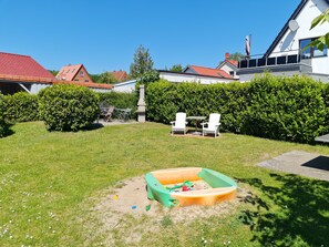 Property grounds - gemütliche FeWo mit eigener Terrasse - nur 3 Gehminuten zum Strand (Rerik)