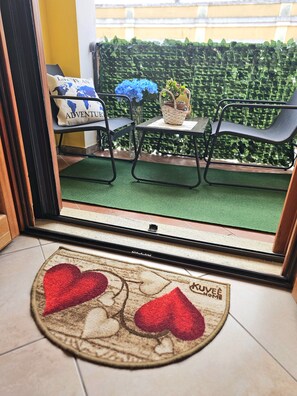 Interior - Beatrice House, 2 km from the sea, 50 meters from the museum of the Giants of Mont'e Prama (Cabras)