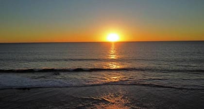 Cozy condo 2 minutes from the beach at a tennis resort gated community