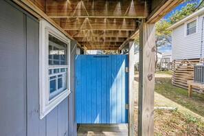 Terrace/patio - Comfort and convenience! 3 bedroom Nags Head cottage, short walk to the beach!  (Nags Head)