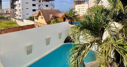 Hotel Madrigal Manta Beach