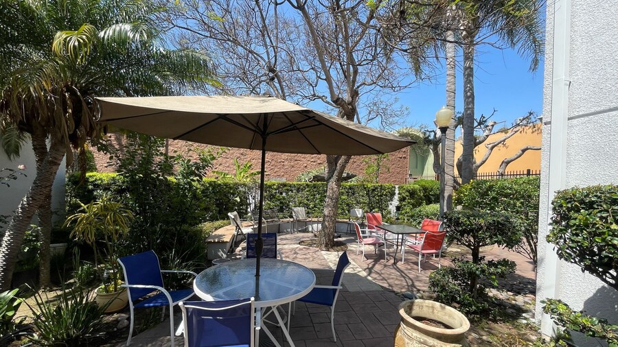 Hotel Pacific Garden