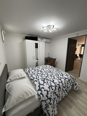 1 bedroom, WiFi, bed sheets - Maison Bord DE Marne (Créteil)