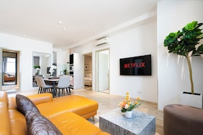 Appartement Deluxe, 3 chambres, cuisine, vue ville | Vue de la chambre