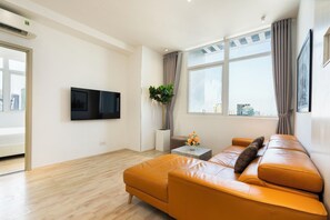 Living area - THE ONE Saigon - ANGIA Hospitality (Ho Chi Minh City)