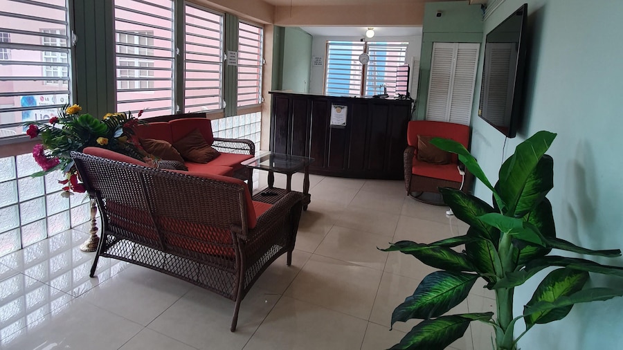 Paradise Suites Hotel