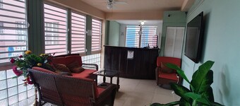 Paradise Suites Hotel