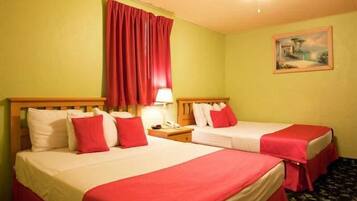 Quarto casal | 1 quarto, cortinas blackout, Wi-Fi de cortesia