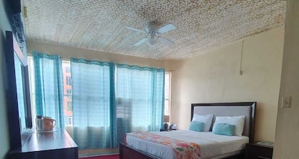 Paradise Suites Hotel