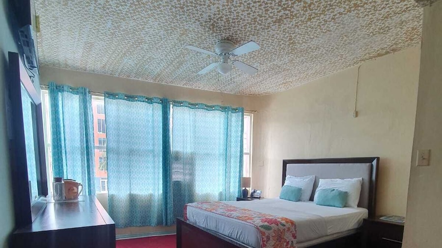 Paradise Suites Hotel