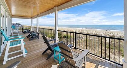 New luxury ocean front w/Heated private pool, Elevator, 8 Bed/8 Bath
