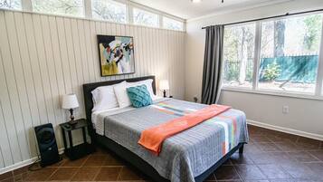 3 chambres, fer et planche à repasser, Wi-Fi gratuit, draps fournis