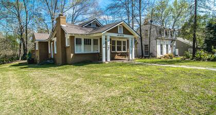Belhaven Beauty 3BR/2BA Near Belhaven College & Med Center