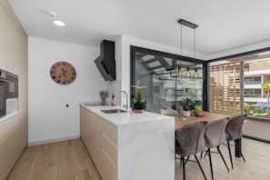 Fridge, microwave, oven, stovetop