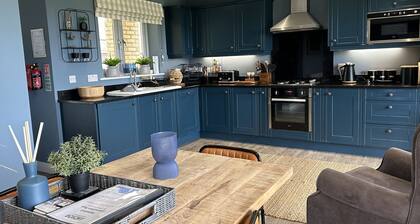 Stunning Coastal Cottages - Sleeping 13 in 6 Bedrooms - Pool and Beach Access Included.