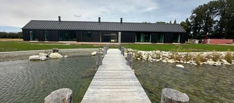 Lyford Luxury Lodge, Guest Wing