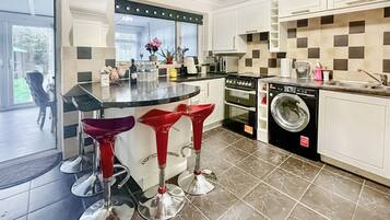 Dishwasher, high chair