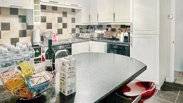 Dishwasher, high chair