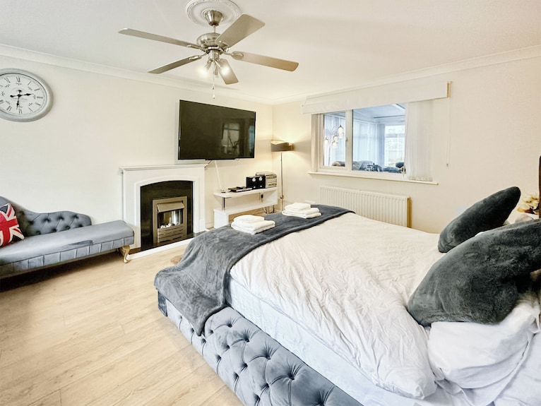 Spacious Family House Close To Beach And Amenities. - 埃塞克斯