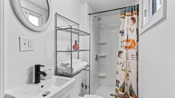 Hair dryer, towels
