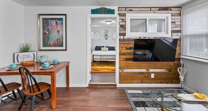 Adorable small house - quiet & safe - 2 BR 1 Bath