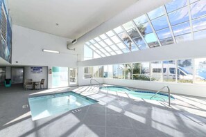 Pool - Royal Garden Ocean Front 2BR (Murrells Inlet)