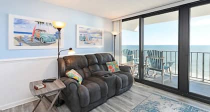 Royal Garden Ocean Front 2BR