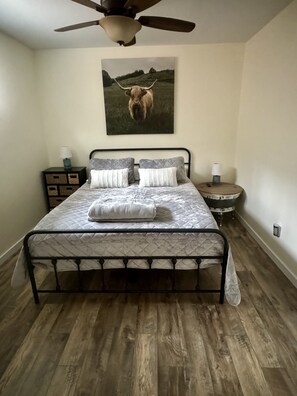 2 bedrooms, WiFi, bed sheets