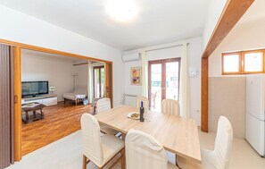 Dining - Amazing apartment in Kastel Novi (Kastel Novi)