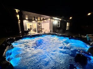 Bañera de hidromasaje exterior