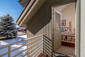Property grounds - Backwater Retreat Townhome Walk to Ski Shuttle (Driggs)