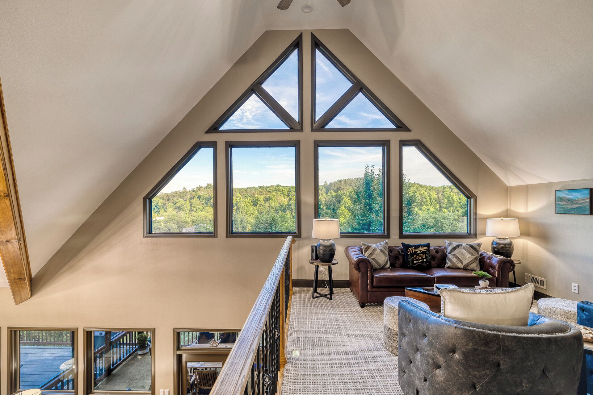 Smart-TV, Kamin, Videospiele