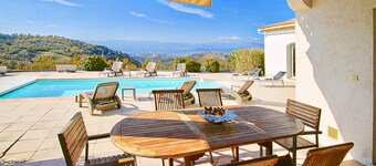 Country villa - Sleeps 8 - Mimosa view