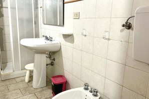 Dusch, bidé och handdukar