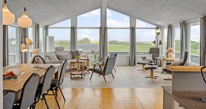 Nice home in Lemvig with WiFi